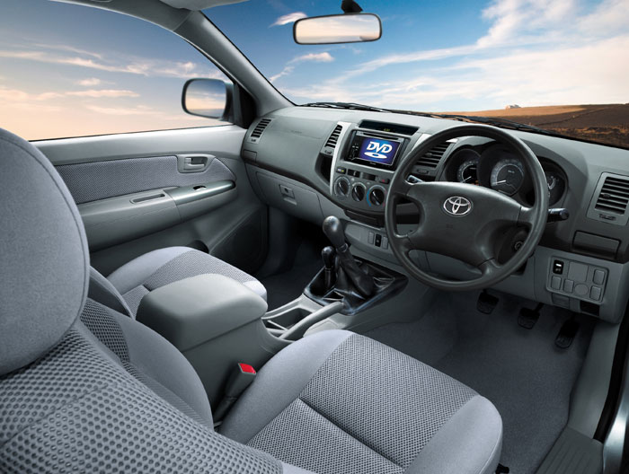 2011 Toyota Hilux Turbo Interior Seats And Steering Picture